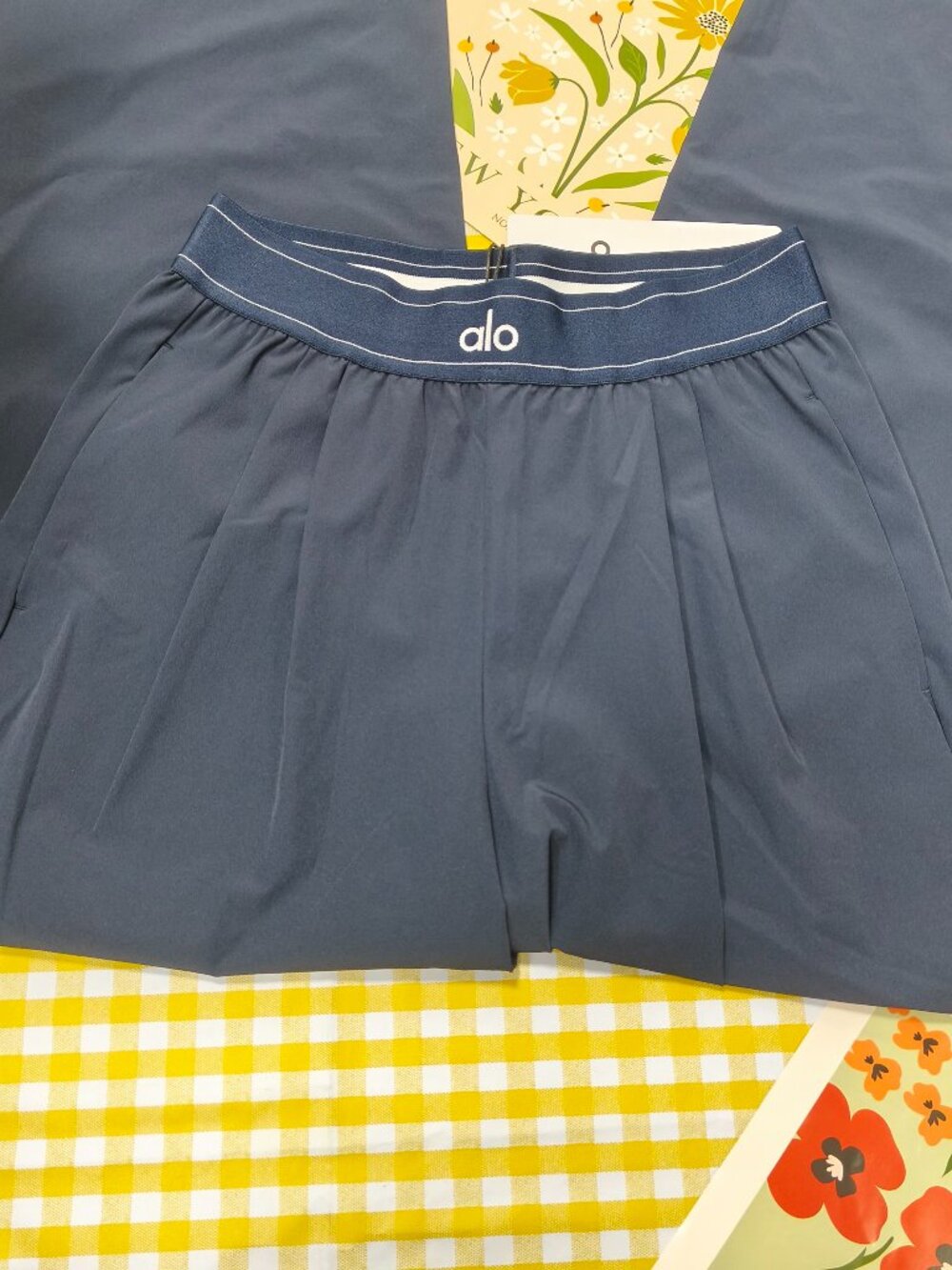 Alo Yoga Loose Navy Blue Straight Leg Trouser (Regular) 30" Inseam🚀Fast Ship🥳 - Picture 3 of 8